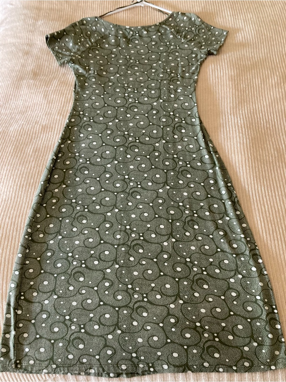 NWT Olive Green Short-Sleeve Printed Dress Size Small